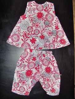 Ensemble b&eacute;b&eacute; soleil rouge 03